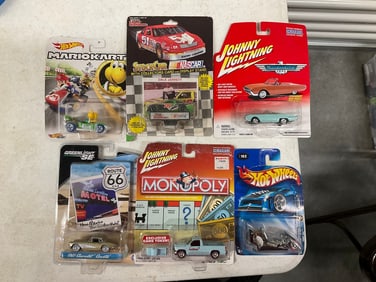 Lot of 6 diecast cars