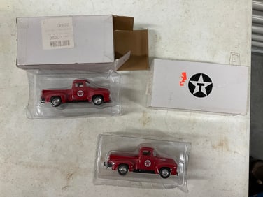 Lot of 2 Ford Texaco diecast Trucks