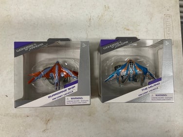 Lot of 2 Wonders of Xander The Milano Die-cast vehicle
