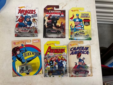Lot of 6 hot wheels Avengers diecast cars