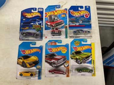 Lot of 6 hot wheels diecast cars