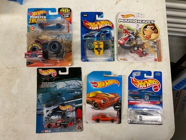 Lot of 6 hot wheels diecast cars