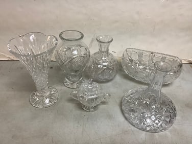 Vintage presidental toy figures and pins