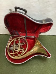 Vintage french horn with case