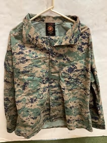 American apperal inc. replica army outfit size large