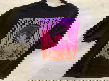 authentic Jimi Hendrix shirt size medium