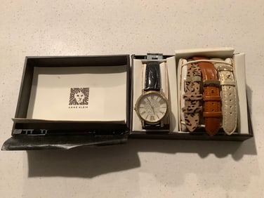 ANNE KLEIN watch with customizable bands