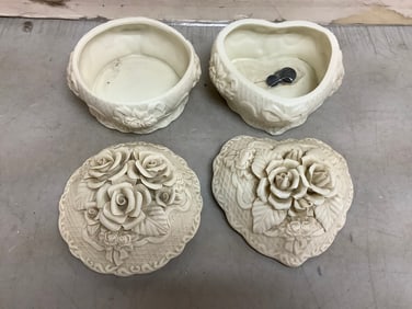 Vintage ivory trinket boxes 5x6