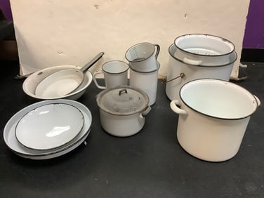 Enameled Lincoware 9.5x11.25