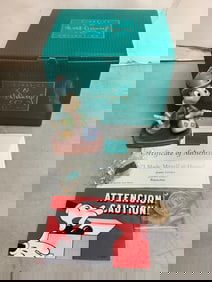 Walt disney collection I Made Myself at home collectible with COA 4.5in tall