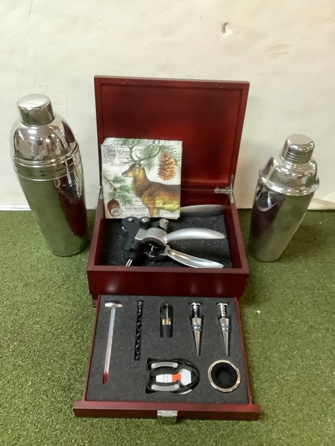 Strainers 11.25in tallest and bottle opener set: Strainers 11.25in tallest and bottle opener set