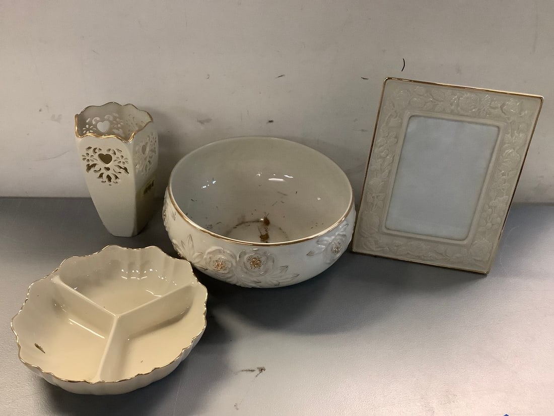 Glass Bowls, Empty Frame(9.75inx7.75in) and Vase - Lenox and Golden Roses: Glass Bowls, Empty Frame(9.75inx7.75in) and Vase - Lenox and Golden Roses