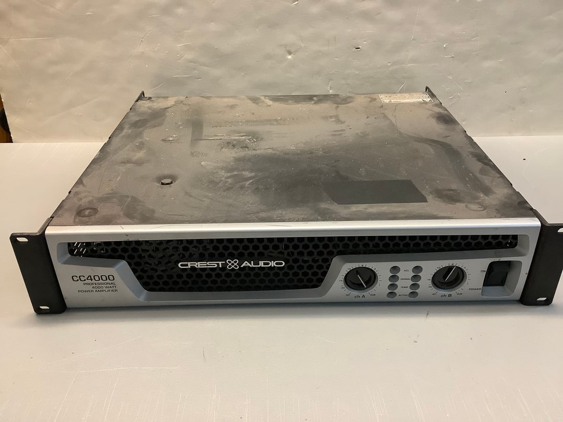 Crest audio CC4000 amplifier: Crest audio CC4000 amplifier