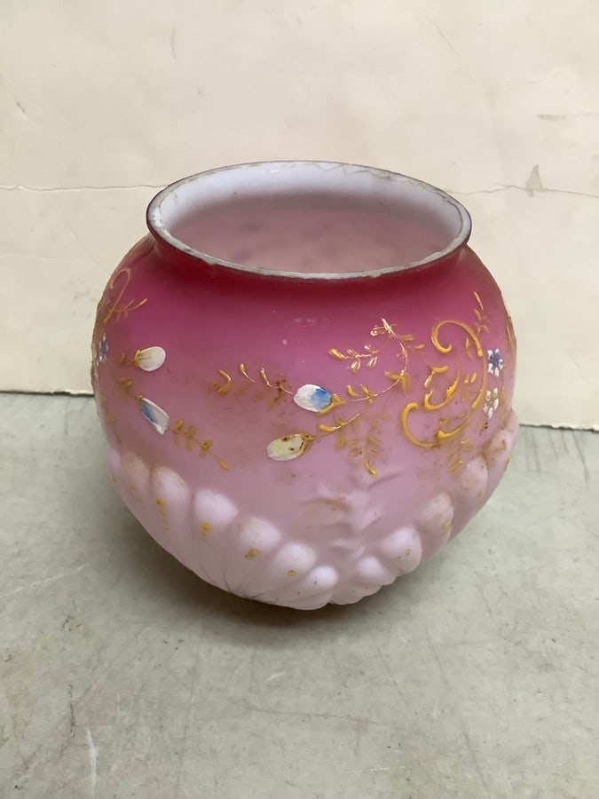 Early Hand painted Fenton type vase(5.75in.tall): Early Hand painted Fenton type vase(5.75in.tall)