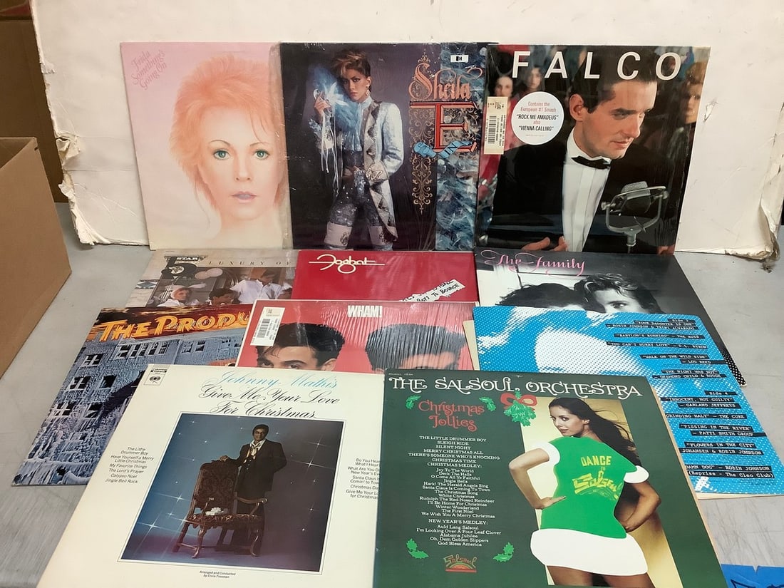 Vintage Records (The Family, Falco, Johnny Mathis and more): Vintage Records (The Family, Falco, Johnny Mathis and more)