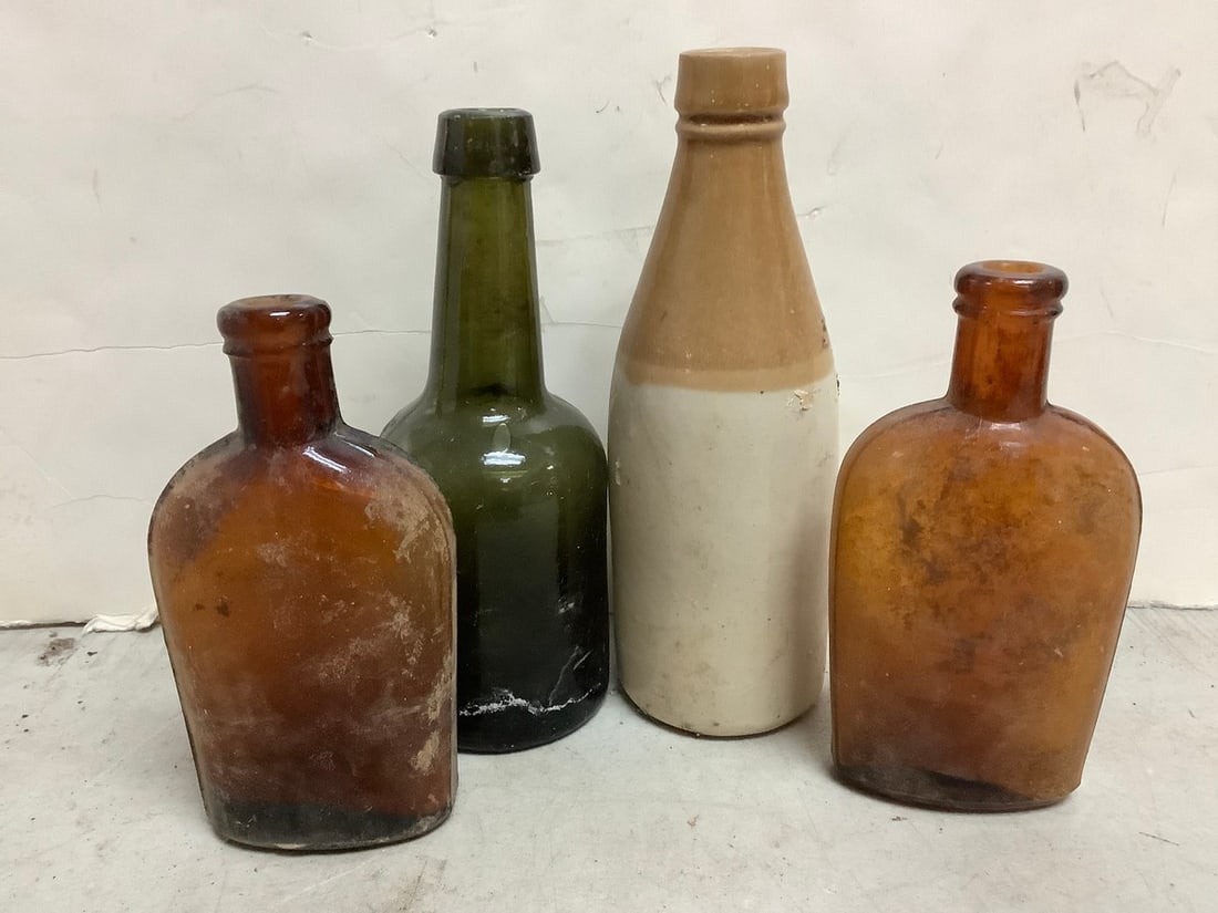 Vintage colored bottles 8.5in tallest: Vintage colored bottles 8.5in tallest
