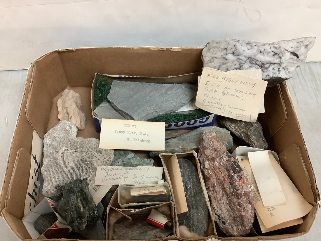 Rocks and minerals: Rocks and minerals