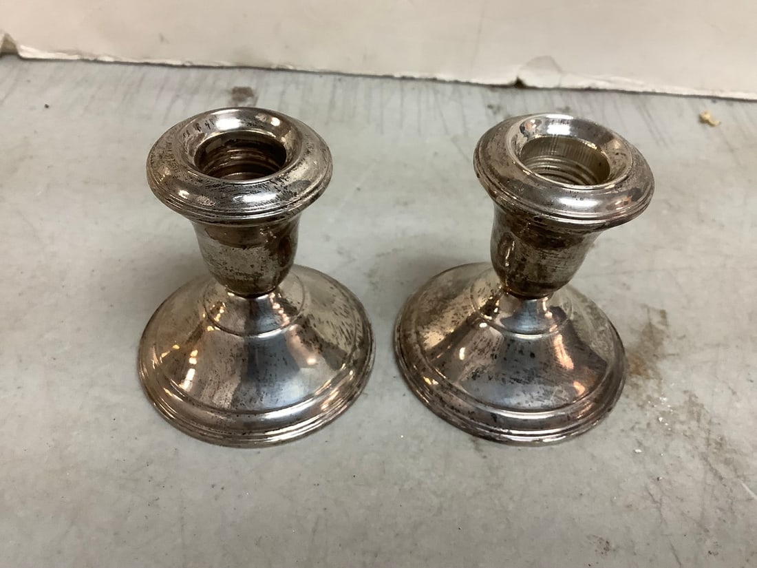 Reed & BARTON sterling silver candleholders 3in tall: Reed & BARTON sterling silver candleholders 3in tall