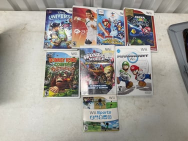 Lot of 8 Nintendo Wii games