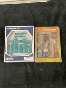 Lot of 2 Star Wars accessories