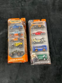 Lot of 2: pack of 5 matchbox diecast cars