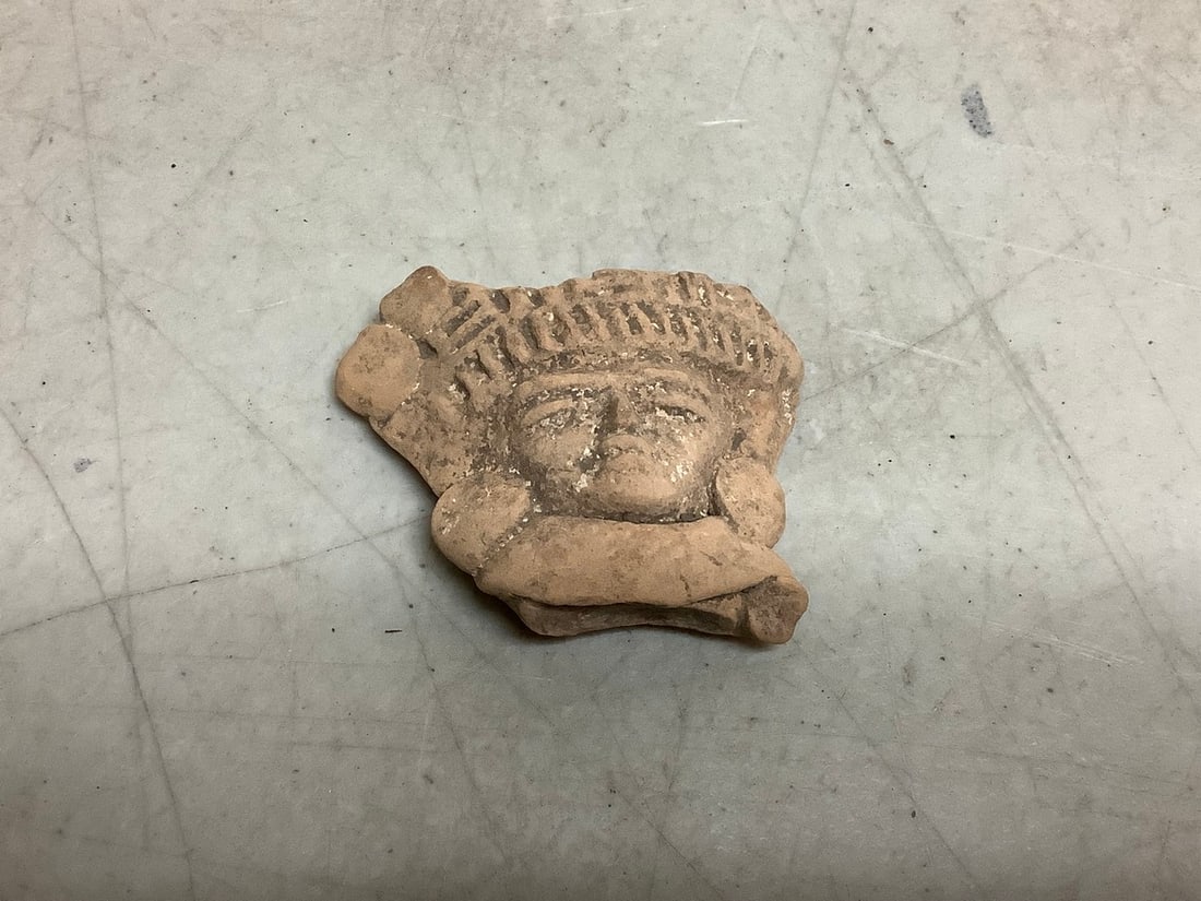 Pre-Columbian artifact piece from Central/South America: Pre-Columbian artifact piece from Central/South America