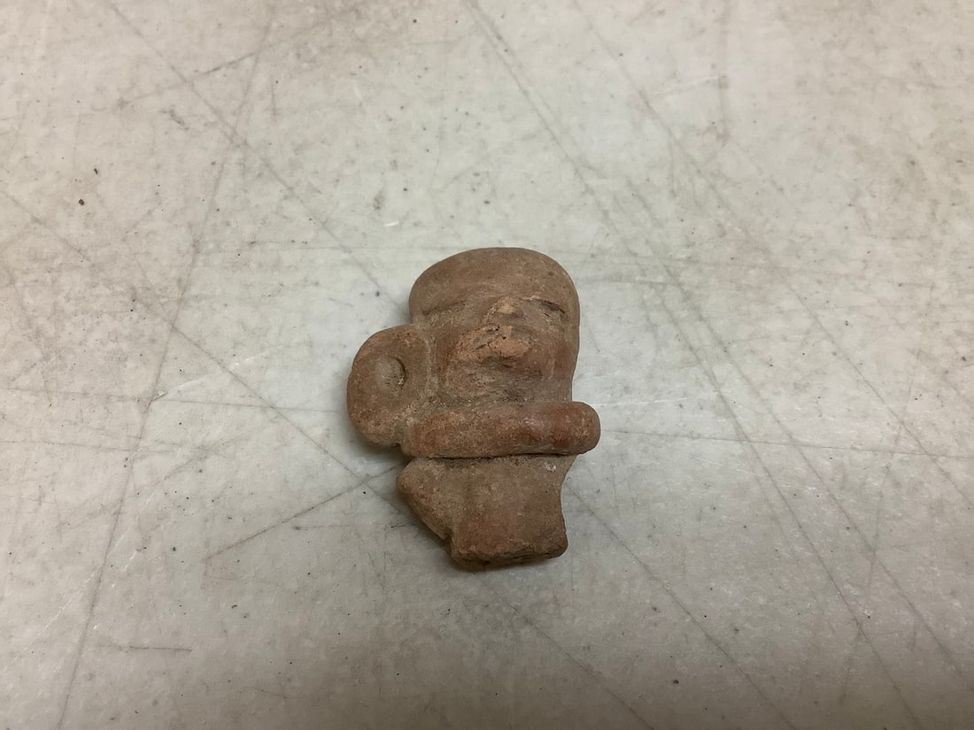 Pre-Columbian artifact piece from Central/South America: Pre-Columbian artifact piece from Central/South America