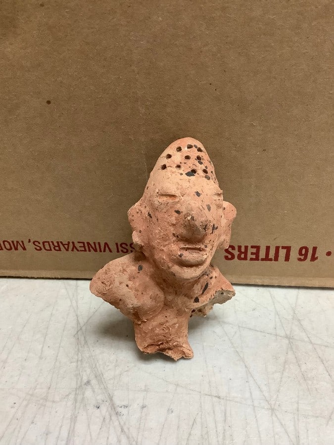 Pre-Columbian artifact piece from Central/South America: Pre-Columbian artifact piece from Central/South America