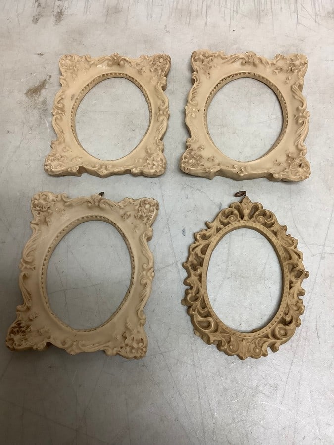 Empty sandstone frames(largest 5.5in.x6.5in.): Empty sandstone frames(largest 5.5in.x6.5in.)