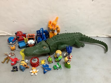 Various toys(Sonic, Minions, Swiper from Dora, and more)