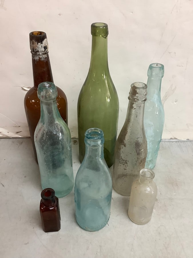 Vintage glass bottles(12in.tallest): Vintage glass bottles(12in.tallest)