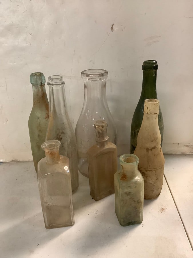 Vintage glass bottles(10.25in.tallest): Vintage glass bottles(10.25in.tallest)