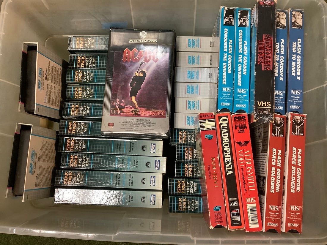 Vintage VHS tapes(ACDC, Bon Jovi, Stranger Things, Star Trek, and more): Vintage VHS tapes(ACDC, Bon Jovi, Stranger Things, Star Trek, and more)