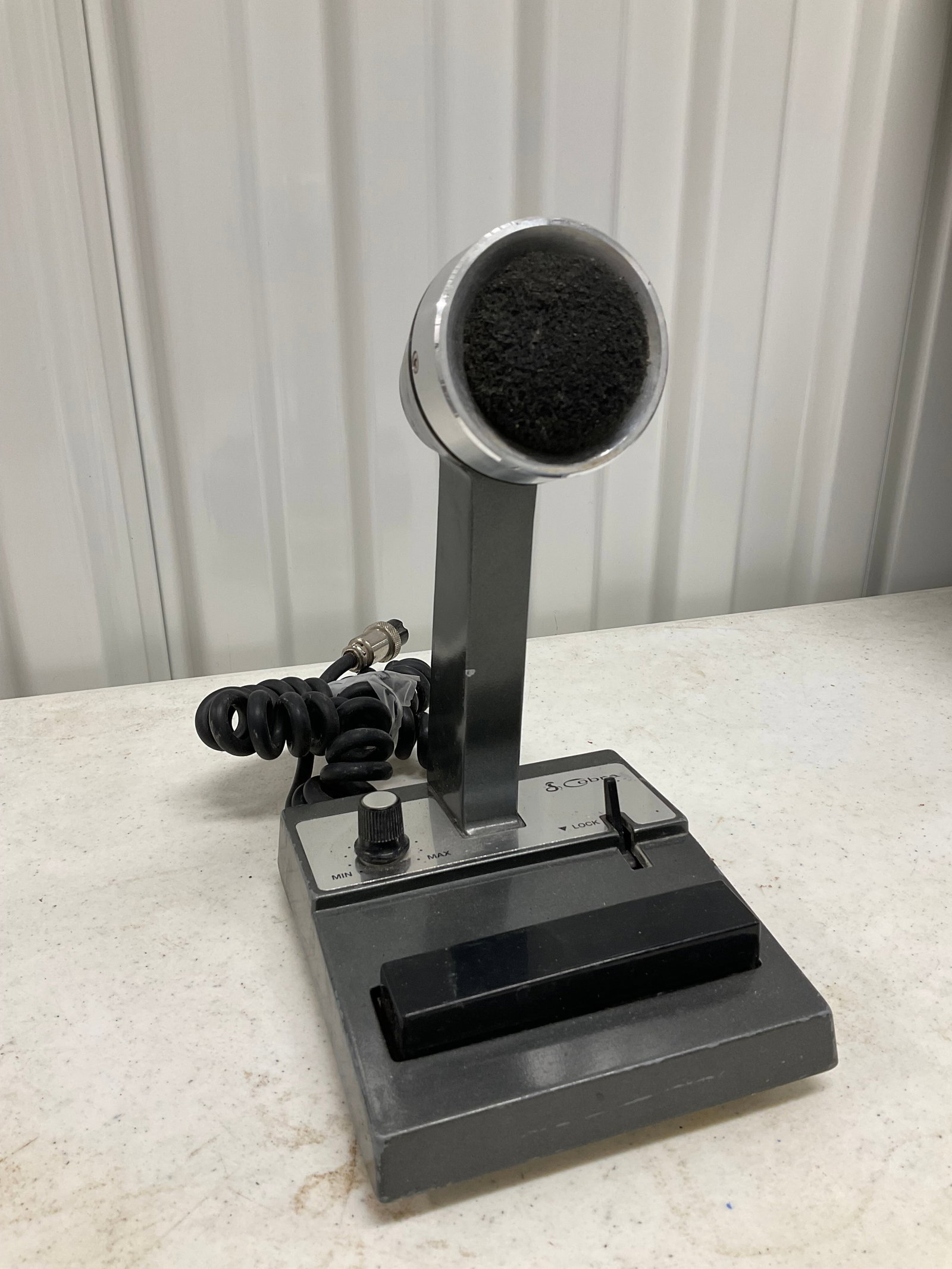 S. Cobra Coinpression-Type Desk Microphone Model CA-72: S. Cobra Coinpression-Type Desk Microphone Model CA-72