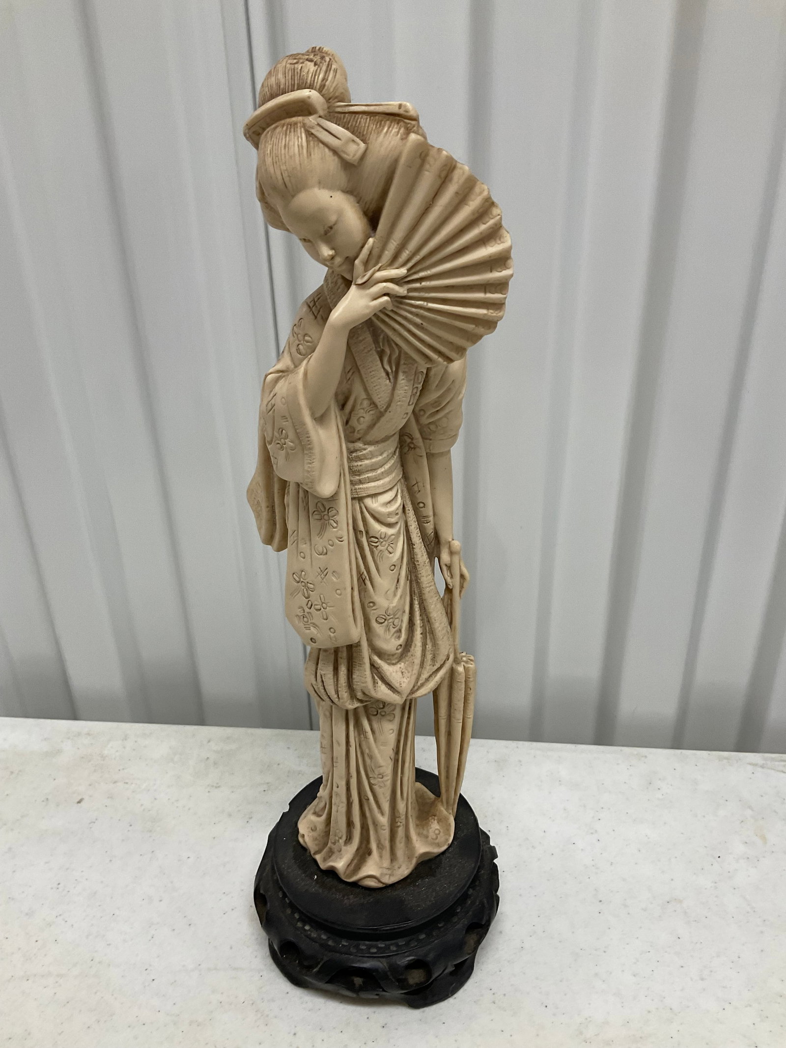 Made in Italy bone craved statue 14 inches: Made in Italy bone craved statue 14 inches