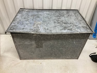 Metal ice box 20x25