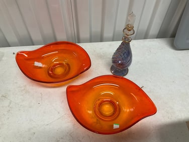 Lot of 2 art glass candu dishes 8 inches long and perfume bottle