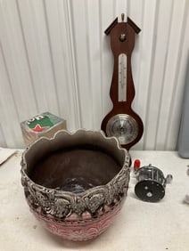 Lot of a malgallica glaze planter, clock and Heineken coasters