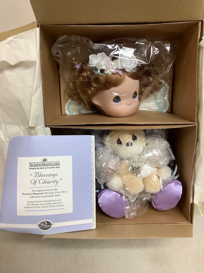 Vintage Ashley Drake Precious Moments Doll - NEW: Vintage Ashley Drake Precious Moments Doll - NEW