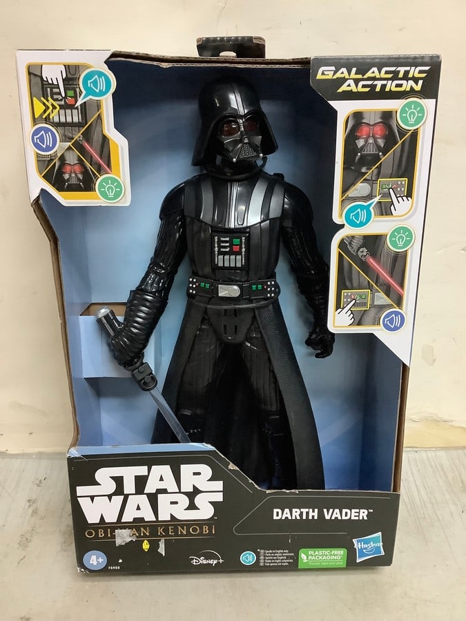 Star Wars Darth Vader Action Figure - NEW (with sound effects & phrases) (1 of 1)