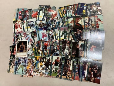 Collectible sports cards(mostly hockey)