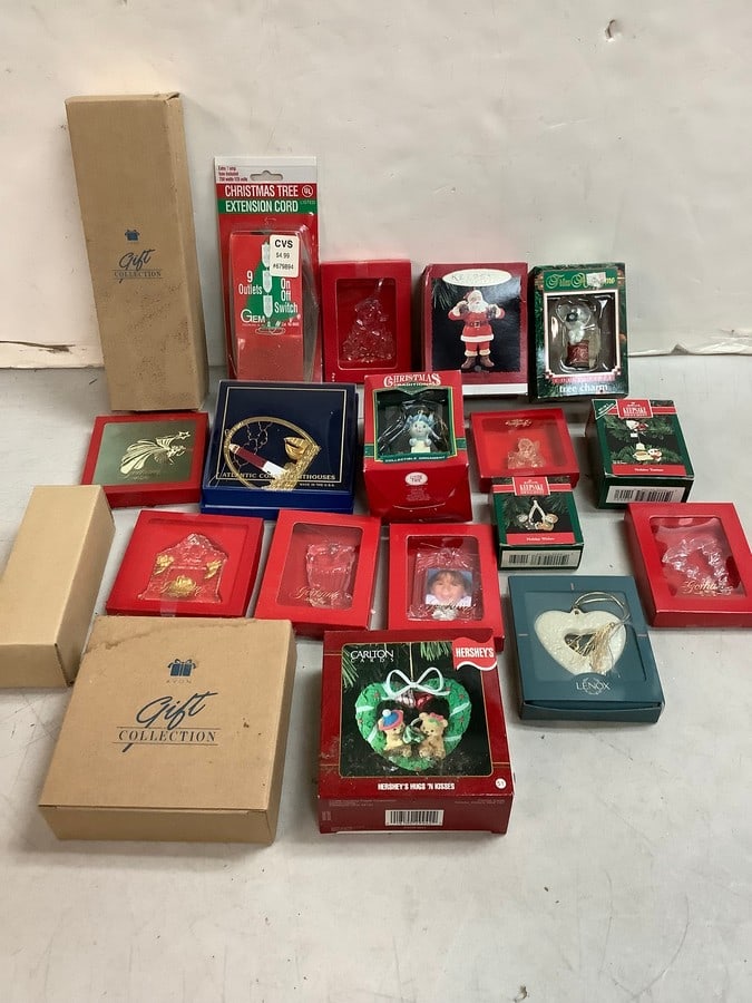 Various Christmas ornaments(Lenox, Hallmark, Gorham, and more) (1 of 1)