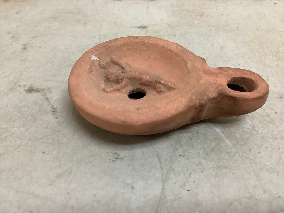 Ancient Clay Roman Oil Lamp (1 of 1)