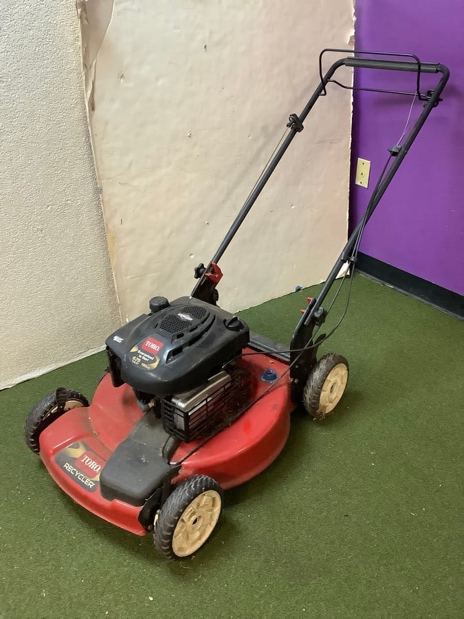 Briggs & Stratton Toro recycler (190cc) (1 of 1)