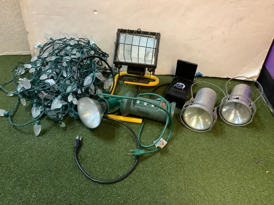 Various Outdoor Lights, Christmas Lights and more: Various Outdoor Lights, Christmas Lights and more