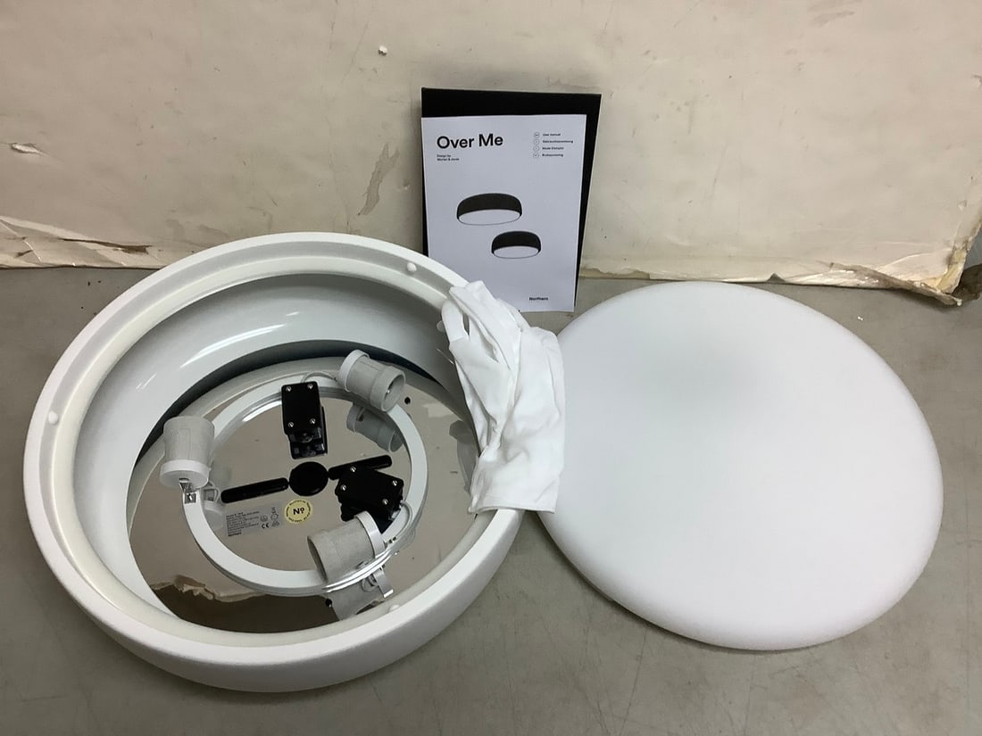 White Ceiling Light (Model - 643overme40) 15.75in Across (1 of 1)