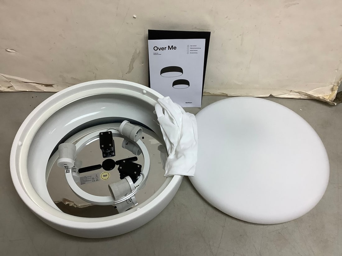 White Ceiling Light (Model - 643overme40) 15.75in Across (1 of 1)