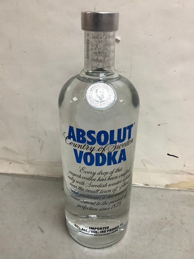 Absolut Vodka (1L) (1 of 1)