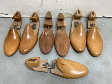 Gucci shoe extenders(sizes:42, 44, L)