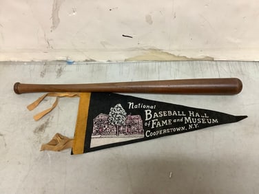 National Baseball Hall of Fame and Museum Cooperstown N.Y. banner(11.5in.) and Cooperstown bat